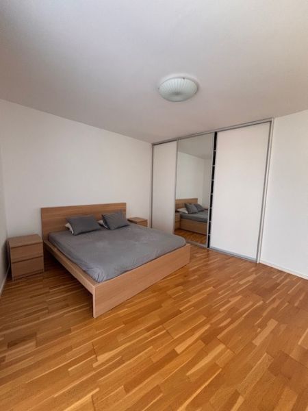 Sale Three bedroom apartment, Three bedroom apartment, Na varte, Brati